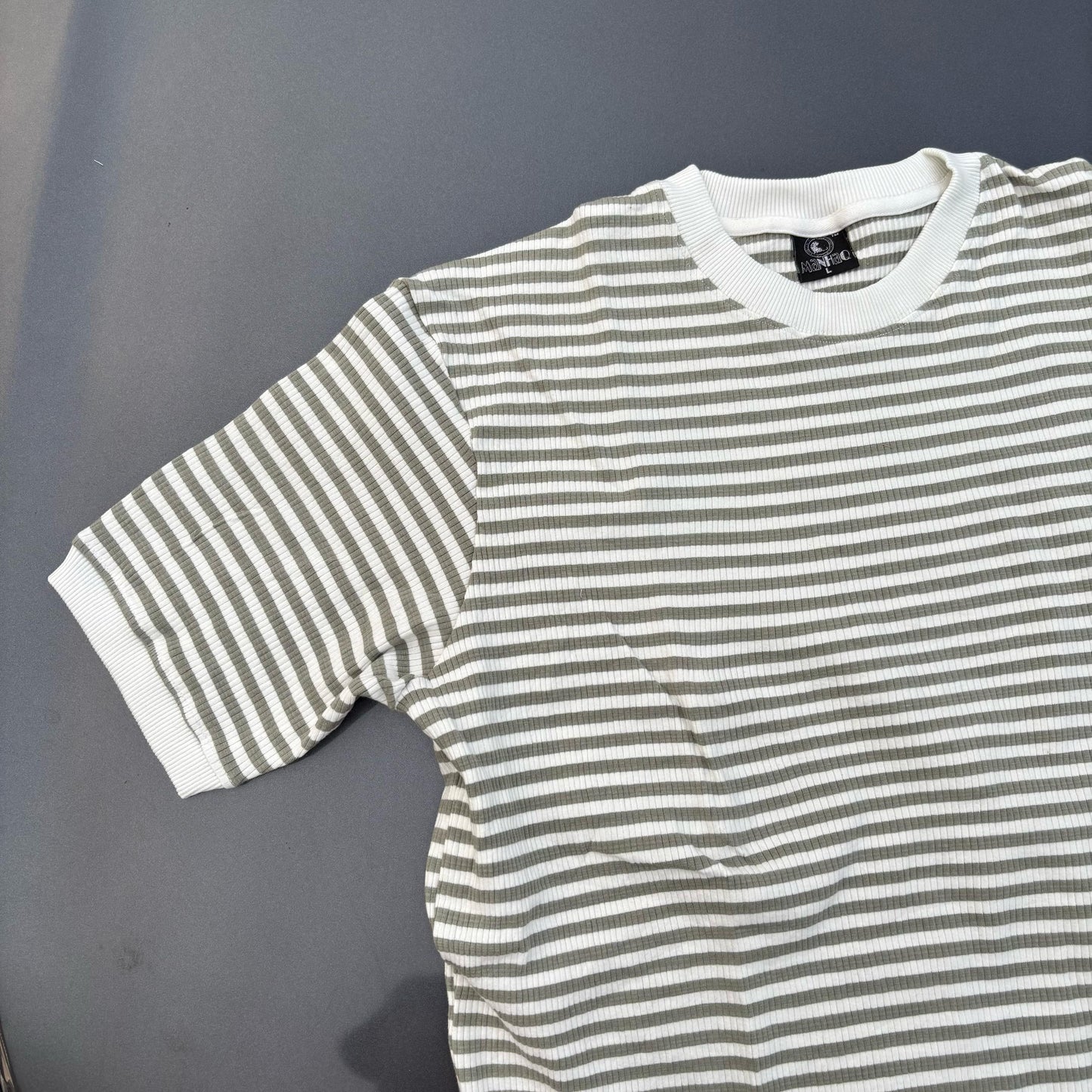 Half sleeve unisex Tshirt