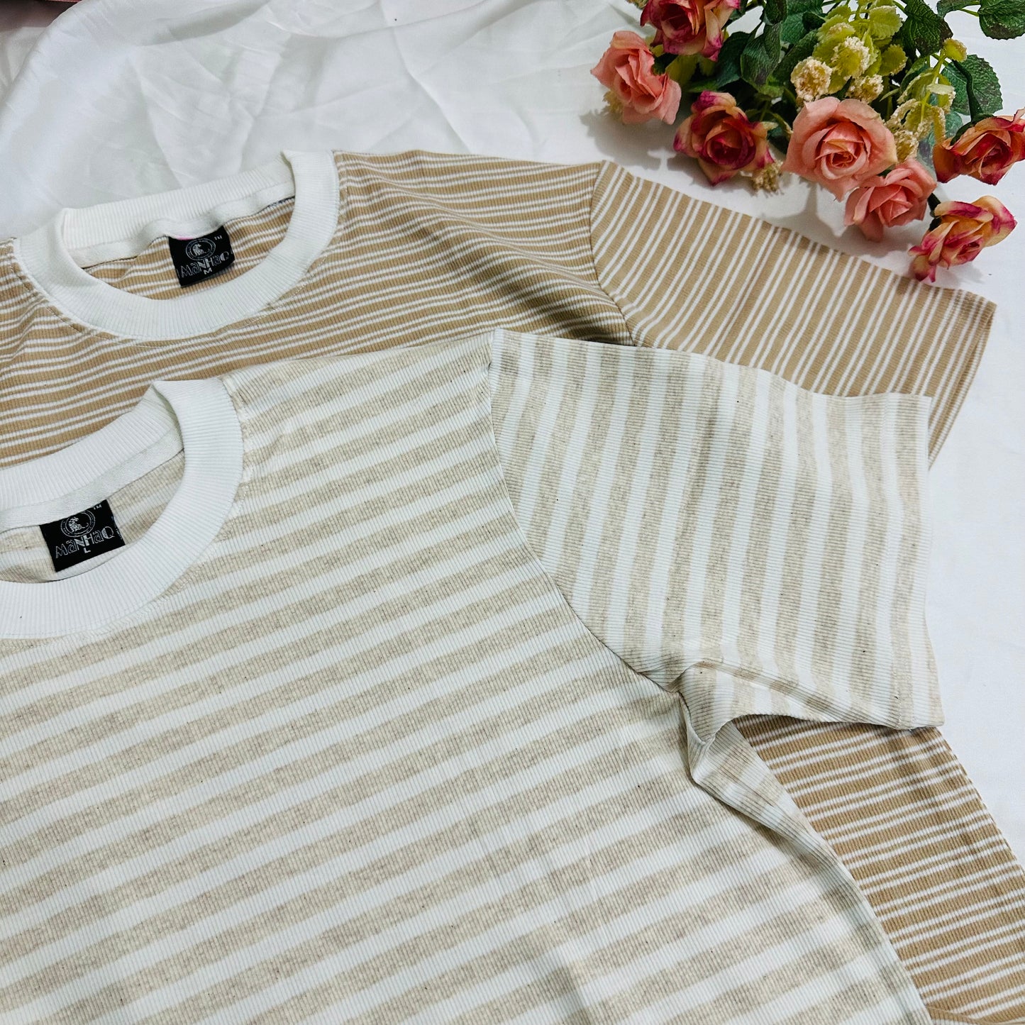 Manhaq Unisex T-shirt