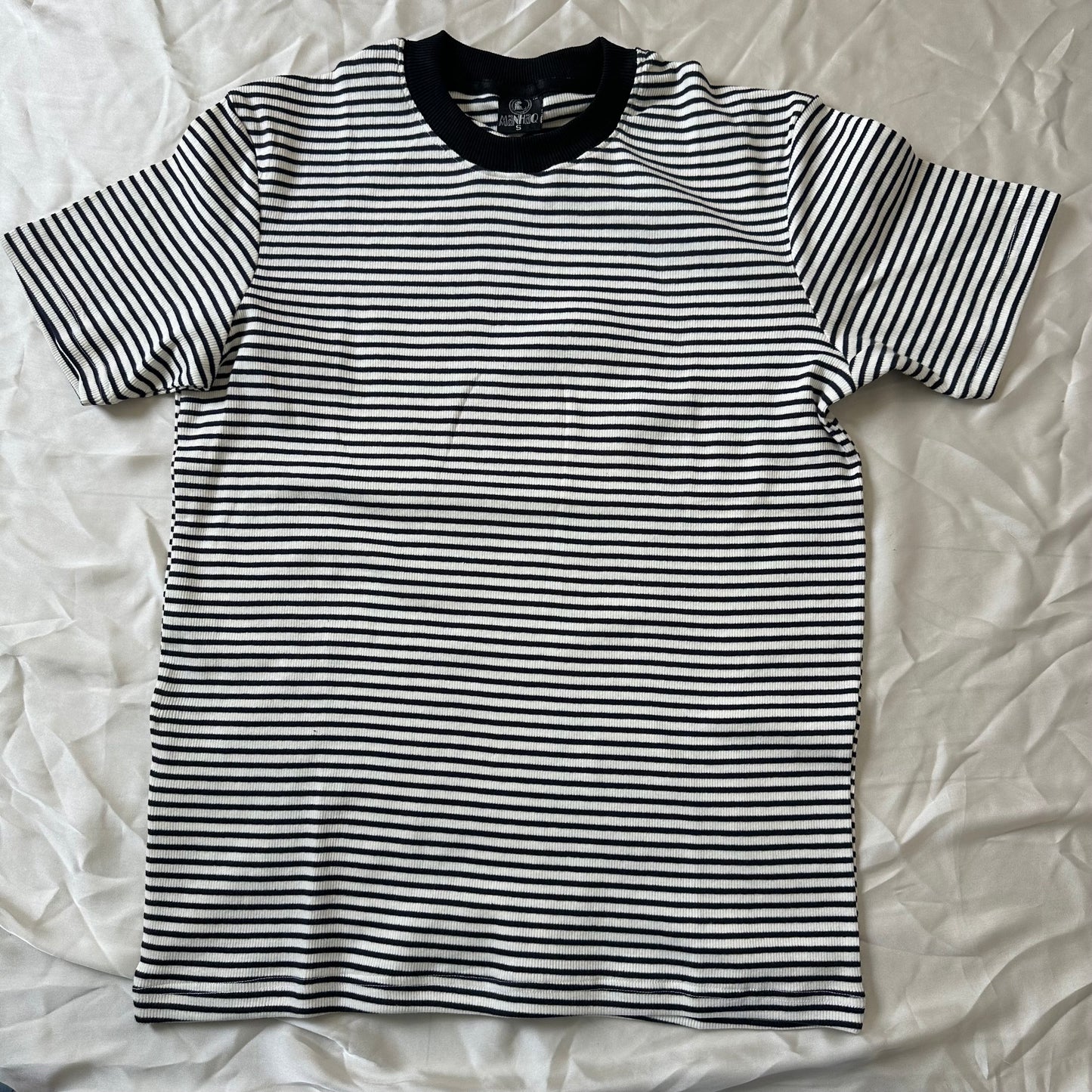 Manhaq Unisex T-shirt