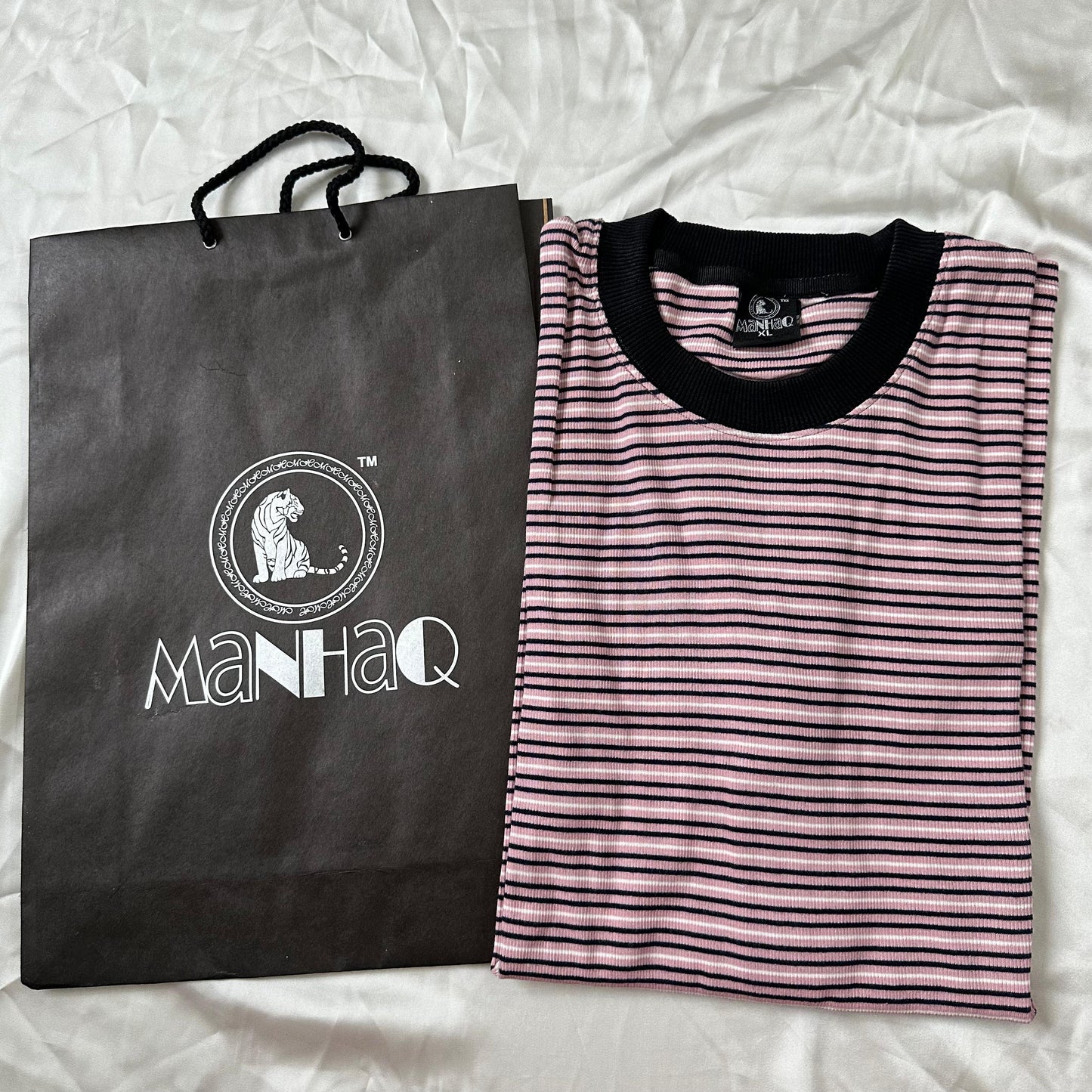 Manhaq Unisex Tshirt